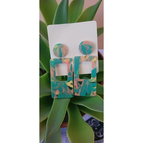 Set of 4 Pairs of Unique Earrings (SKU#3071) - Picture 5 of 5